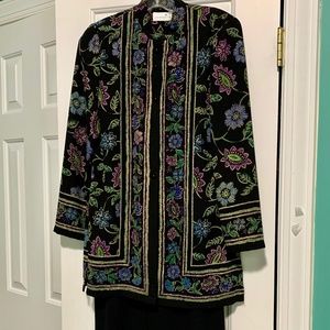 Liz Claiborne beautiful 2 piece set